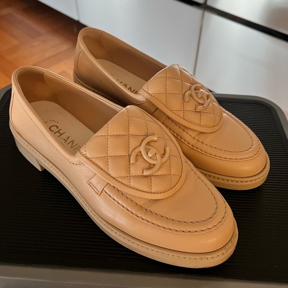 CHANEL Beige Loafer - Picture 6 of 6
